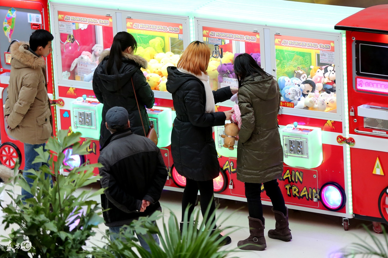 恋爱时，他说我活泼，结婚后，他说我不正经，这是影子人格在作怪