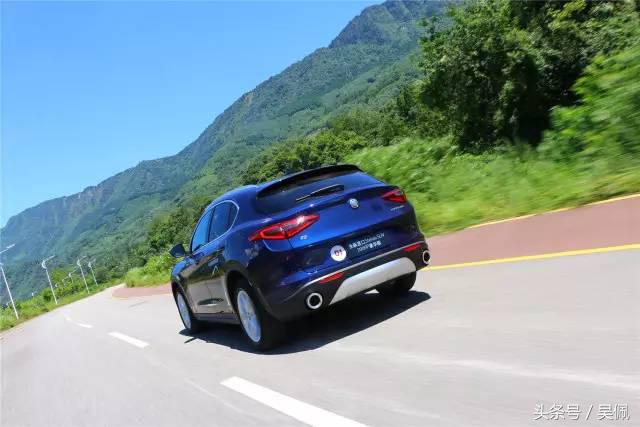 阿尔法罗密欧stelvio赛道版试驾,stelvio阿尔法罗密欧试驾