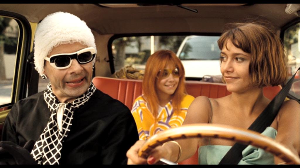 十部笑成神经病的喜剧电影,推荐几部笑到肚子疼的电影中国