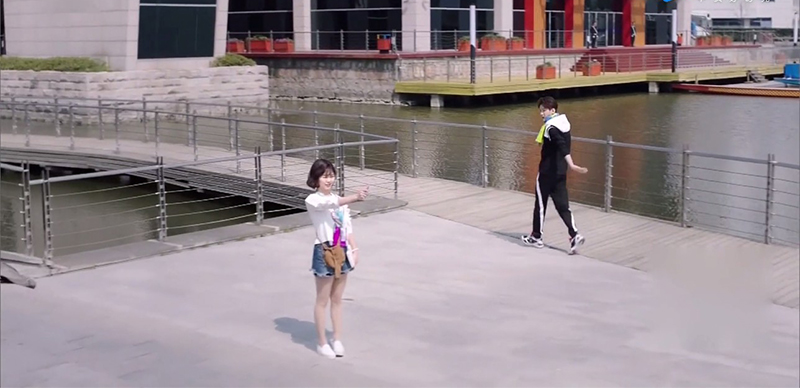 谭松韵牵手熊梓淇成白云cp，《浪花一朵朵》能成为下一部《最好的我们》吗？