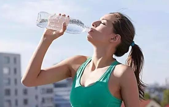 运动过后蹲下起来头晕是怎么回事,运动完头晕呼吸困难怎么办