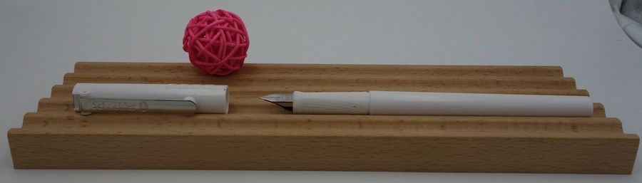 10元以内好用的钢笔测评,百元以内的十支钢笔评测