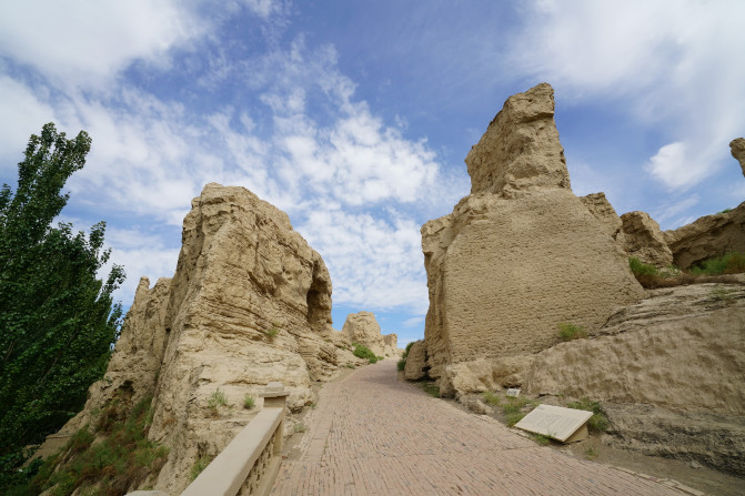 感受大西北的异域风情环疆游结束,南北疆深度游北疆进入南疆
