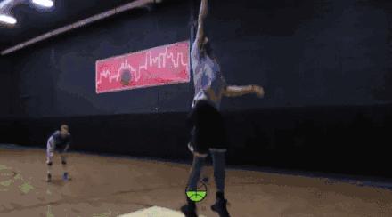 快速掌握背后运球浮球过人,胯下绕球启动过人技巧