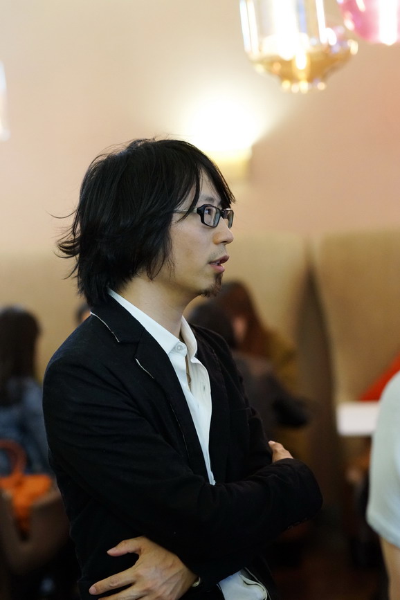 时尚与运动的跨界融合，“设计师眼中的球衣展”上海开幕