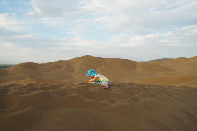 感受大西北的异域风情环疆游结束,南北疆深度游北疆进入南疆