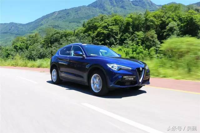 阿尔法罗密欧stelvio赛道版试驾,stelvio阿尔法罗密欧试驾