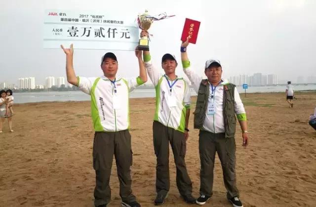 行营钓鱼俱乐部,化氏高湖2024垂钓大赛冠军