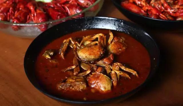 高温红色预警再次拉起，席卷魔都的红衣战士的暴击你挺得住吗？