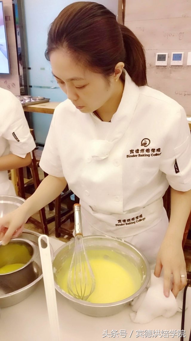 慕斯蛋糕常见问题,慕斯蛋糕主要成分