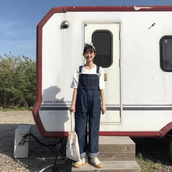 网红是怎么卖衣服的,网红卖衣服现状