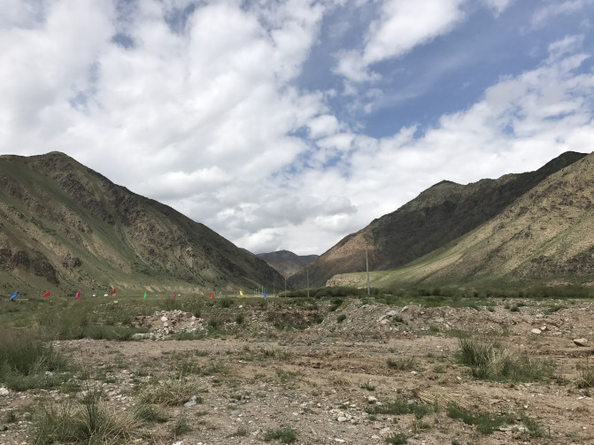 感受大西北的异域风情环疆游结束,南北疆深度游北疆进入南疆