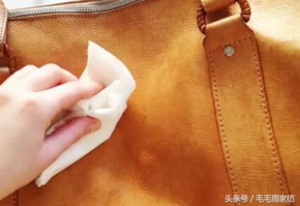 自己在家怎样修复磨损掉色的皮衣,皮衣怎么恢复亮色