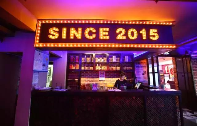 高温红色预警再次拉起，席卷魔都的红衣战士的暴击你挺得住吗？