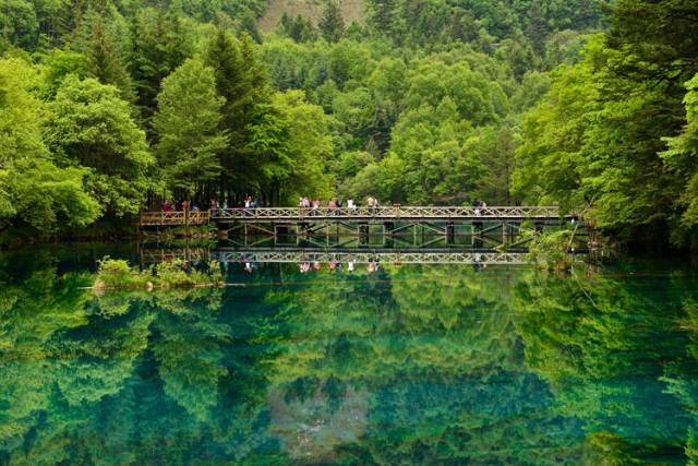 热浪怎么避暑效果最好,高温来袭还不快收下这份避暑宝典