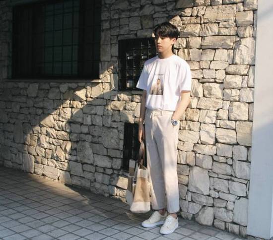 网红是怎么卖衣服的,网红卖衣服现状