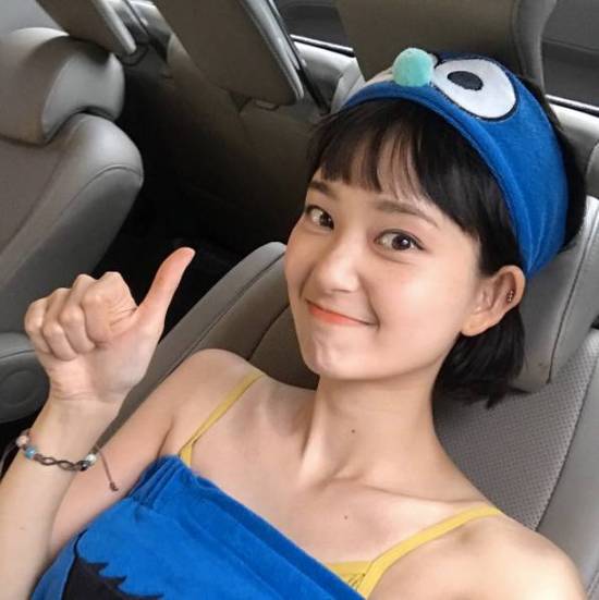 网红是怎么卖衣服的,网红卖衣服现状