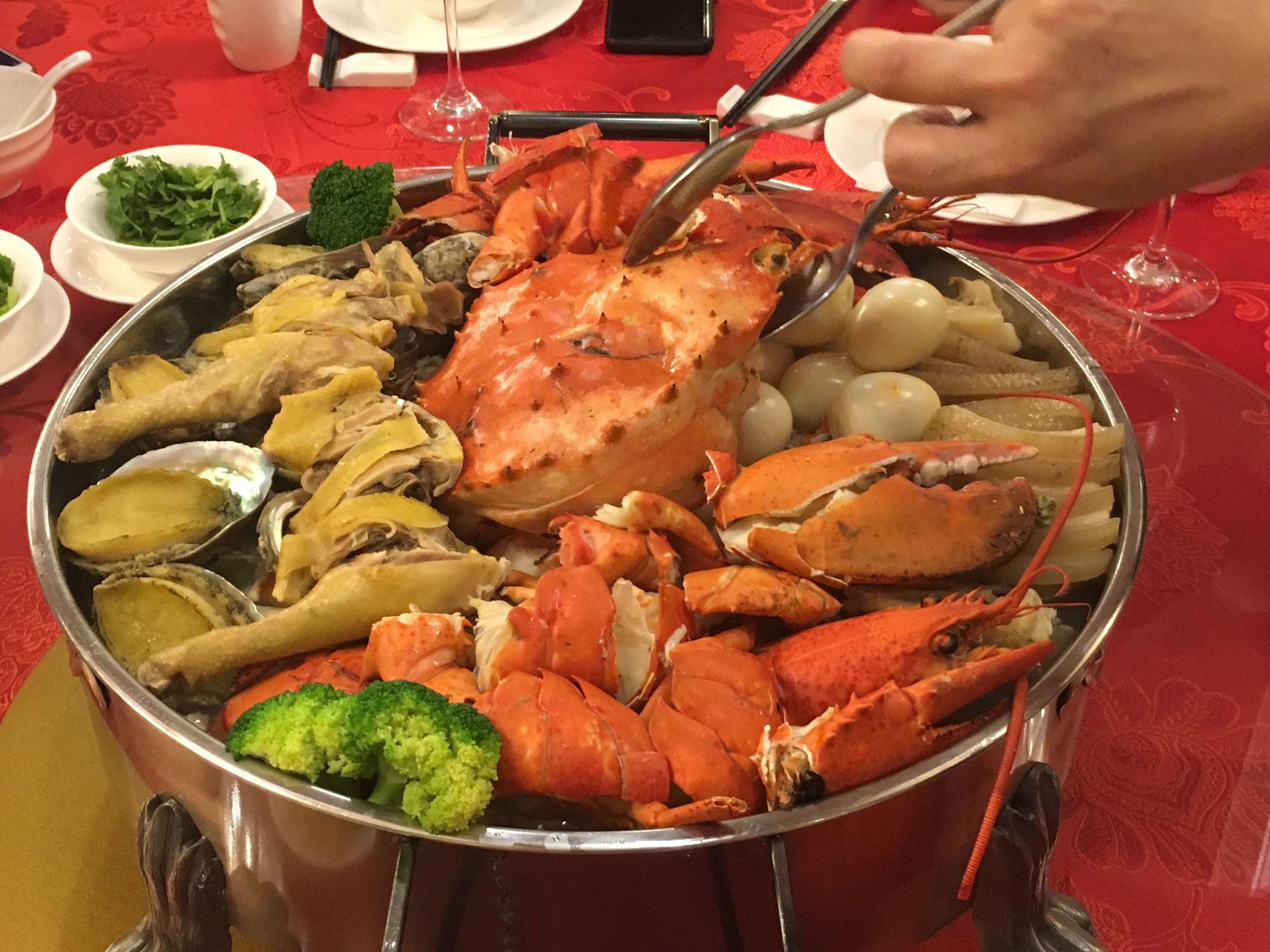 佛山：-60℃超低温海鲜食材“游”进市区了！