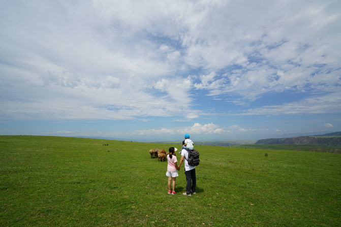 感受大西北的异域风情环疆游结束,南北疆深度游北疆进入南疆