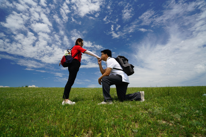感受大西北的异域风情环疆游结束,南北疆深度游北疆进入南疆