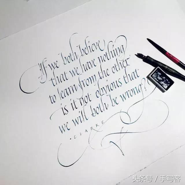 别拦我，我要写字！我的笔呢？我的纸呢？