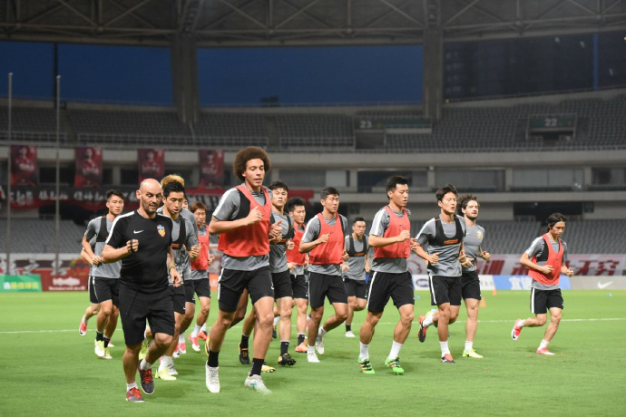 喜子原创｜盘外招恶心咱怎么办？就看今晚天津权健的了！