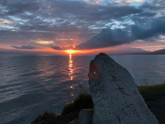 感受大西北的异域风情环疆游结束,南北疆深度游北疆进入南疆