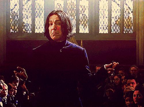 我们班主任说：手气用完了怎么办？用脚气吗？