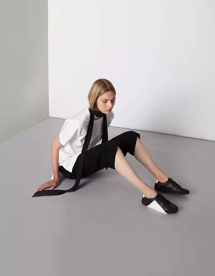 新手涂鸦小白鞋,小白鞋简易画法