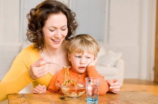 2周岁宝宝不爱吃饭怎么办,2岁宝宝不爱吃饭有啥妙招