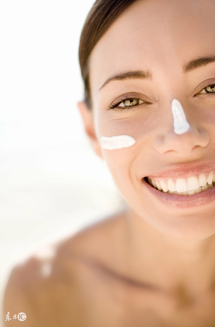 脸上老出油怎么改善,脸上总出油怎么改善