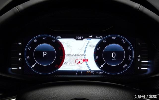 斯柯达KAROq是什么车型,斯柯达karoq价格图片