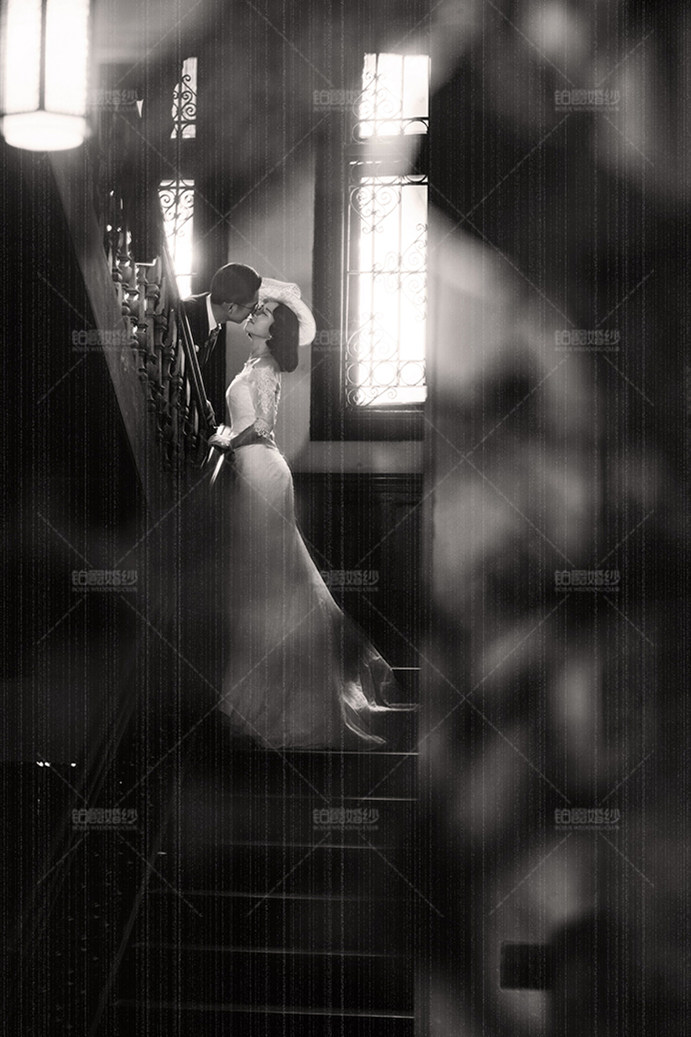 拍婚纱照的十种姿势,拍婚纱照唯美姿势的摆法