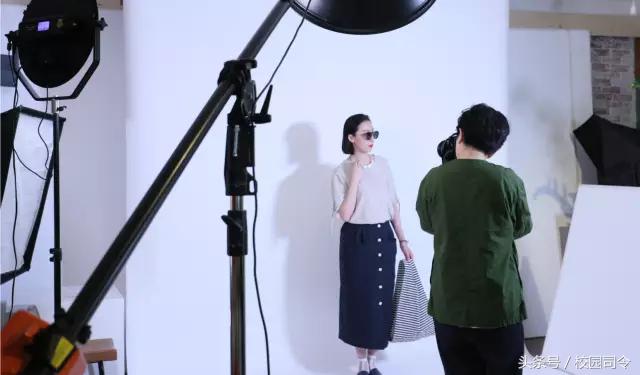 香港姐妹花代购韩国东大门服装年入200万，启动资金仅3万