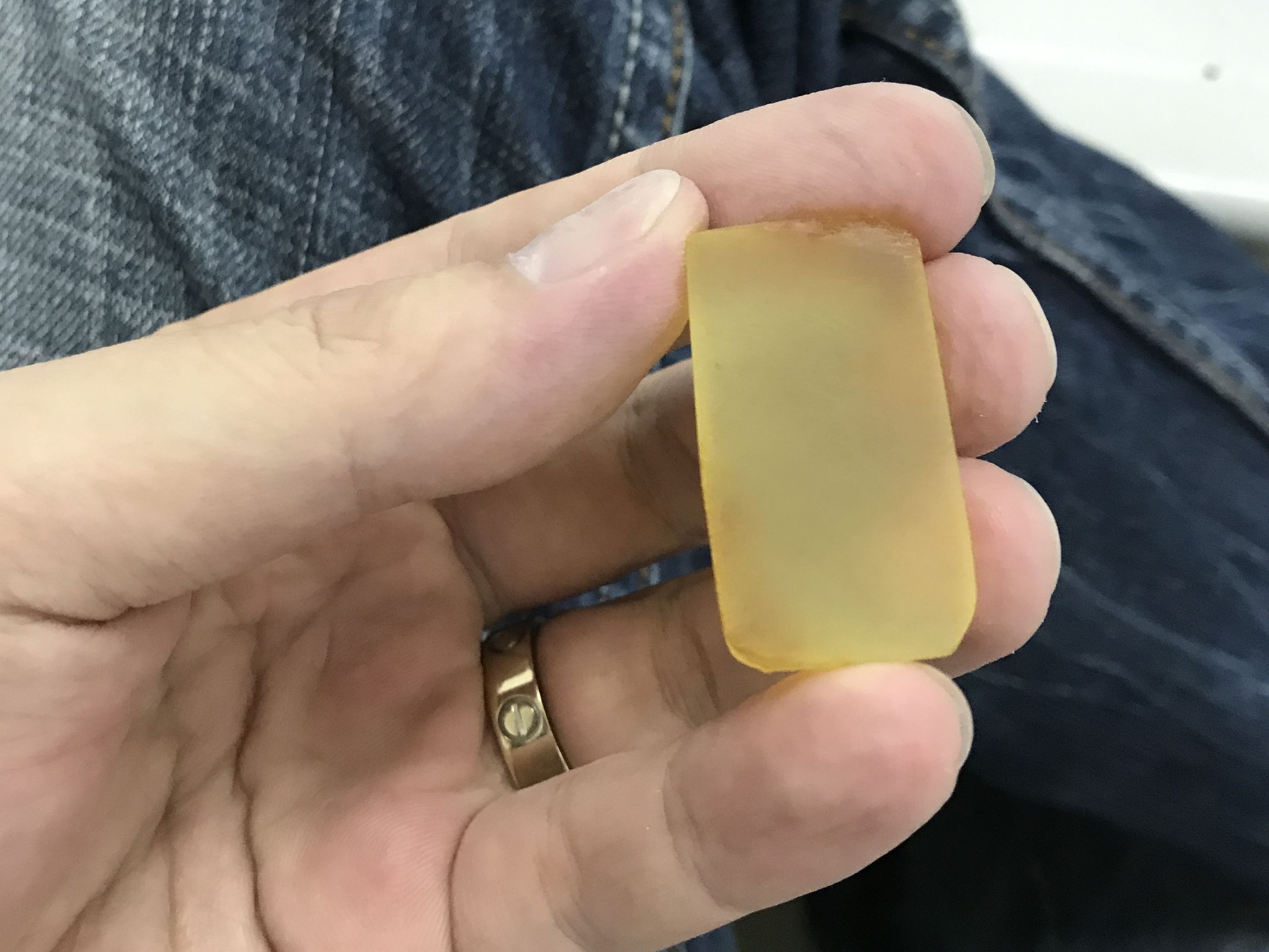 顽主-开一个小金珀做个无事牌小件分享一下抛光小窍门