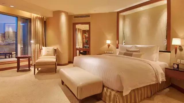 未来最稳定最吃香的十大职业,十大最舒服的工作排行榜