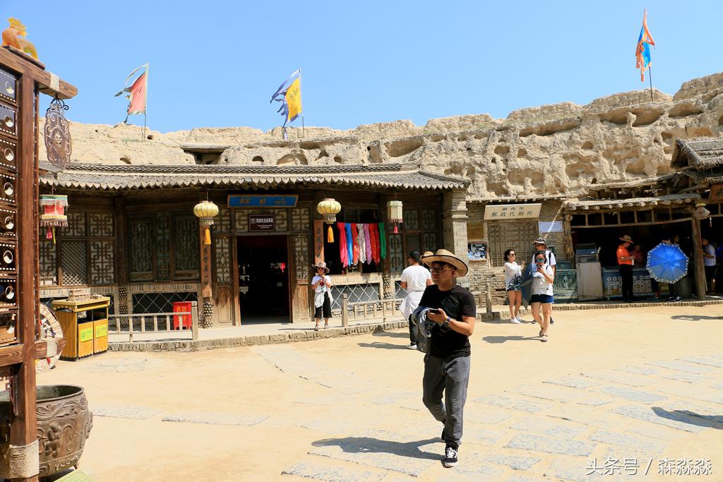 西部影视城一枝独秀,西部影视城荒凉