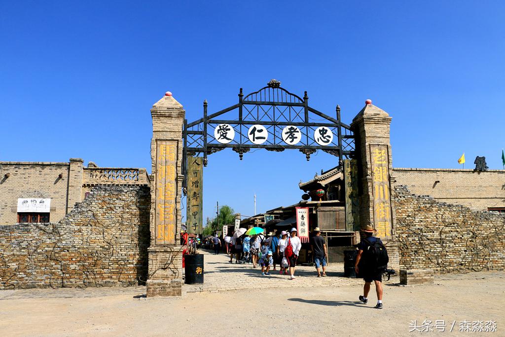 西部影视城一枝独秀,西部影视城荒凉