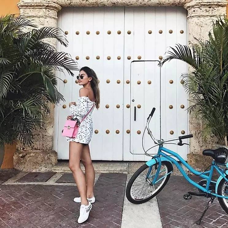 宋茜杨洋合作过吗,这些包装土到掉渣的国货