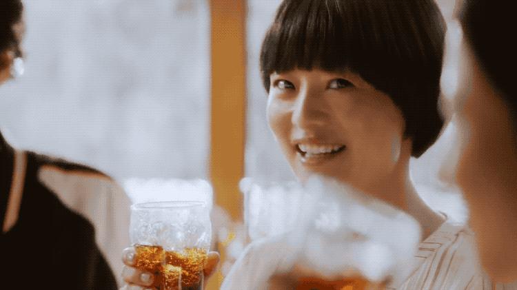 夏天喝可乐是一种什么体验,夏天喝可乐会怎样