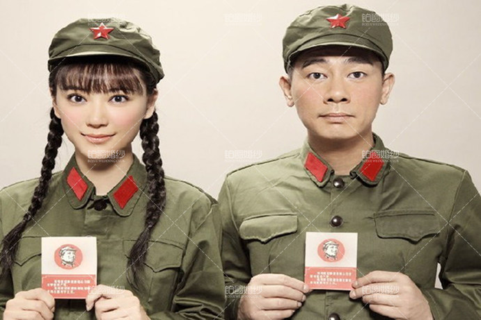 拍婚纱照的十种姿势,拍婚纱照唯美姿势的摆法