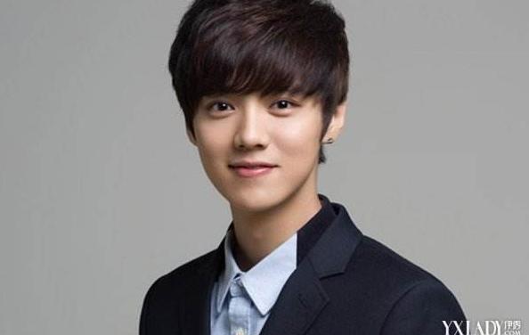 鹿晗跑男综艺耿直男孩,鹿晗早期帅气练习生