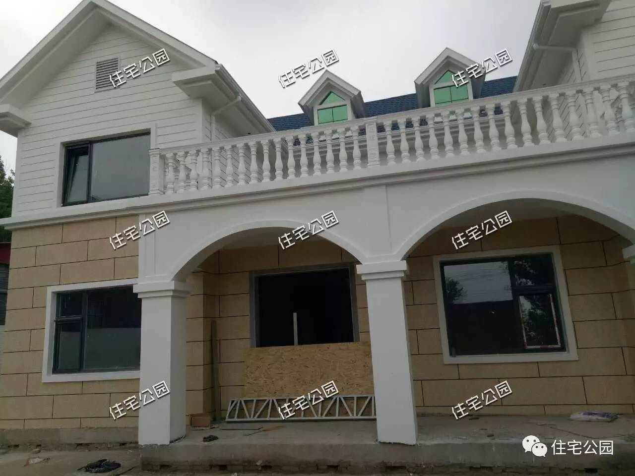 农村小伙花30万自己盖钢结构别墅,农村花30万建轻钢别墅