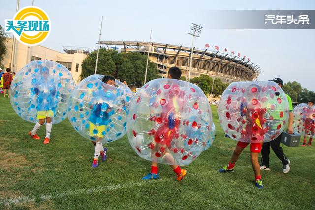 足球要从娃娃抓起全面发展,足球也要从娃娃抓起