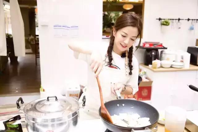 赵薇各种发型,赵薇整容了么