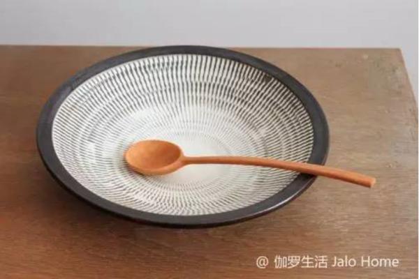 日本人喜欢哪种瓷器品牌,日本瓷器哪个牌子好