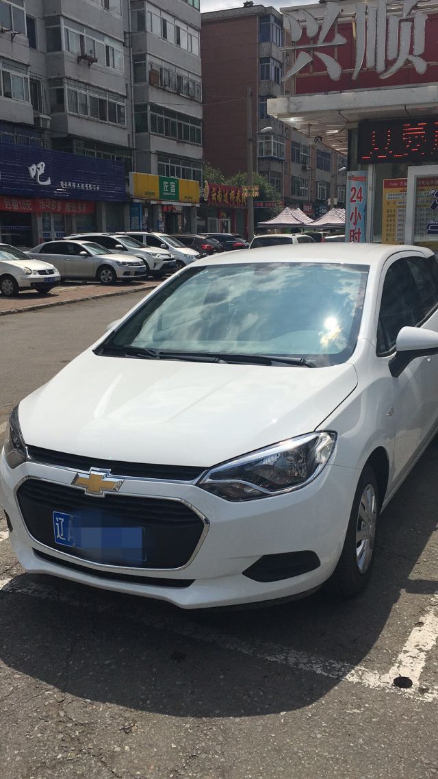 雪佛兰乐风rv自动智行版的配置,雪佛兰乐风rv拆车