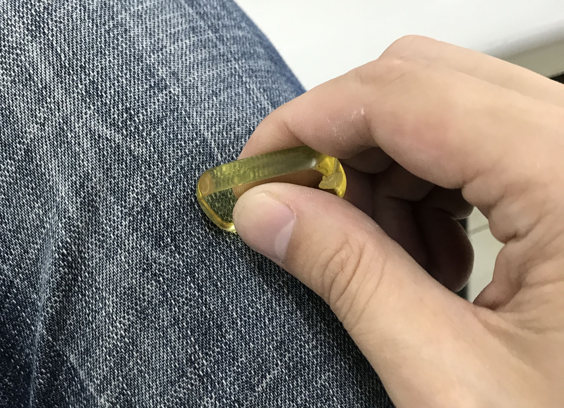 顽主-开一个小金珀做个无事牌小件分享一下抛光小窍门