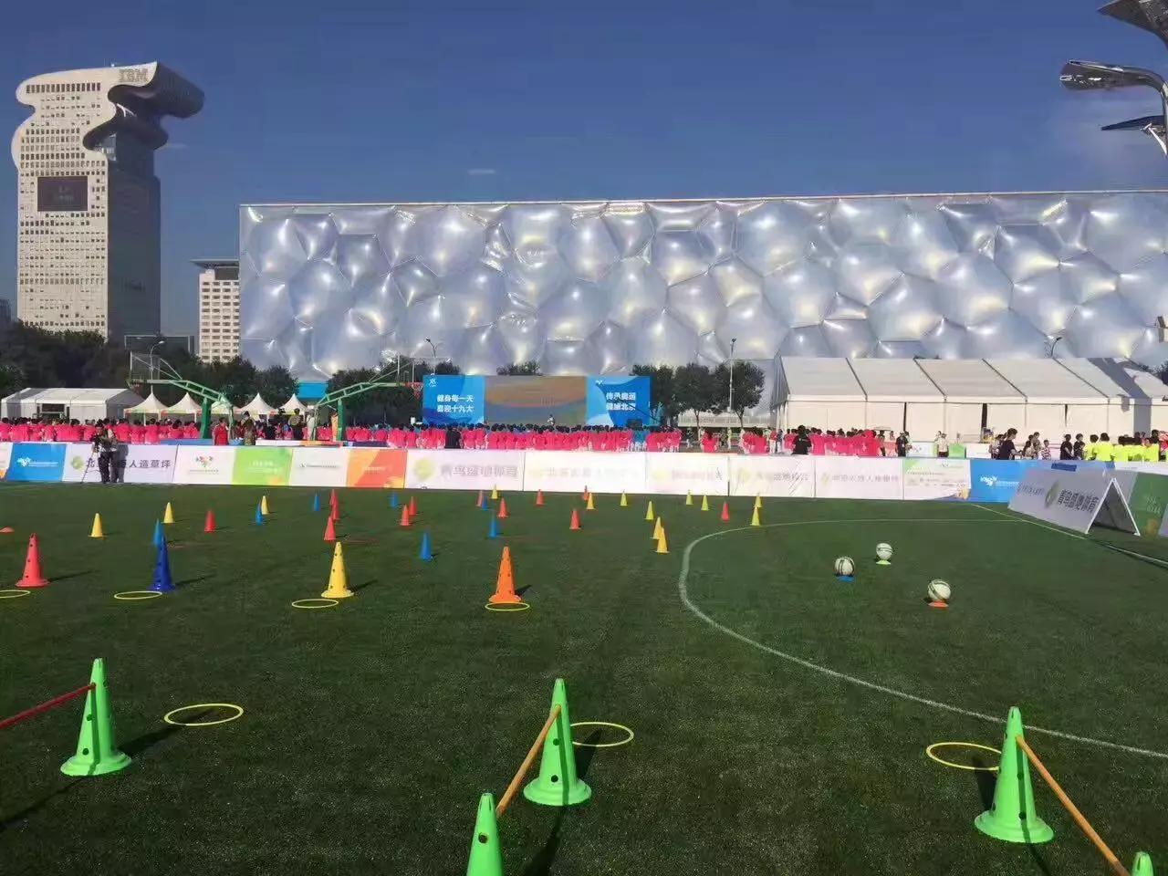 鸟巢跟水立方里面好不好,鸟巢和水立方相互照应