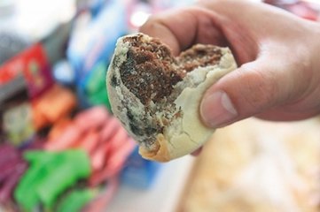 孕妇不谨慎误食发霉的食品，对胎儿有影响吗